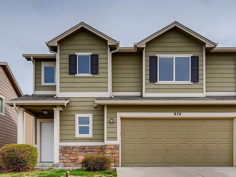 974 Diamond Rim Dr — Photo 1