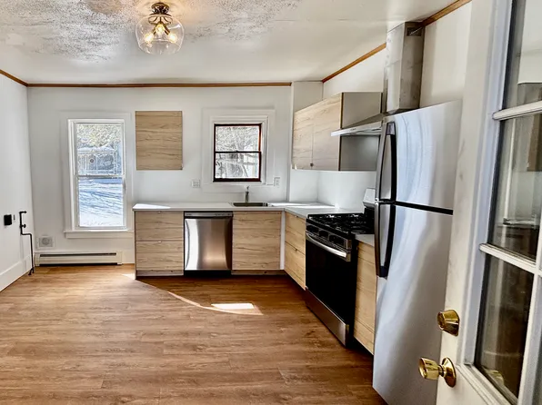 56 High St #2, Hinsdale, NH 03451