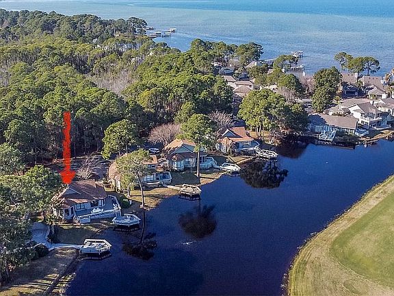 2nd image of 174 Cove Dr