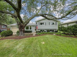 572 Gamble Dr, Lisle, IL 60532