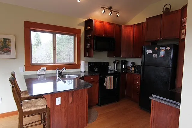 1 bed, 800 sqft, $1,800 — Photo 4