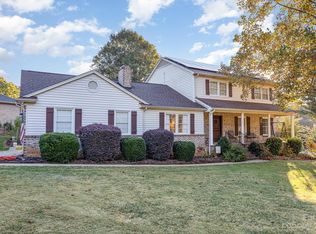 901 Sandy Ln, Gastonia, NC 28056