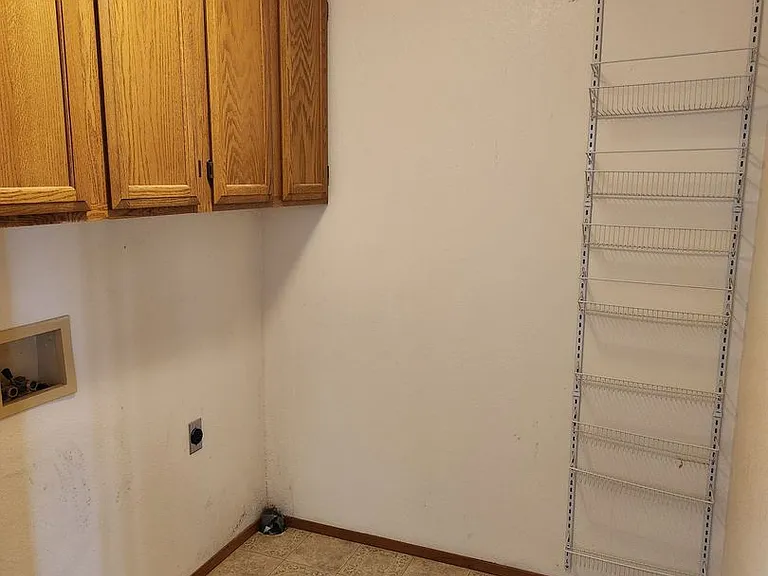 501 Jamie Dr — Photo 11