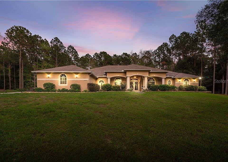 1st image of 32720 Timber Hill Dr