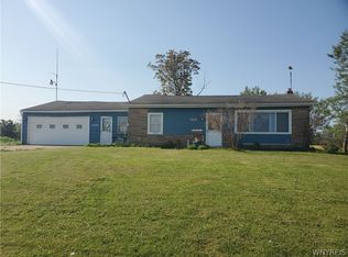 11476 Harrison Rd, Medina, NY 14103