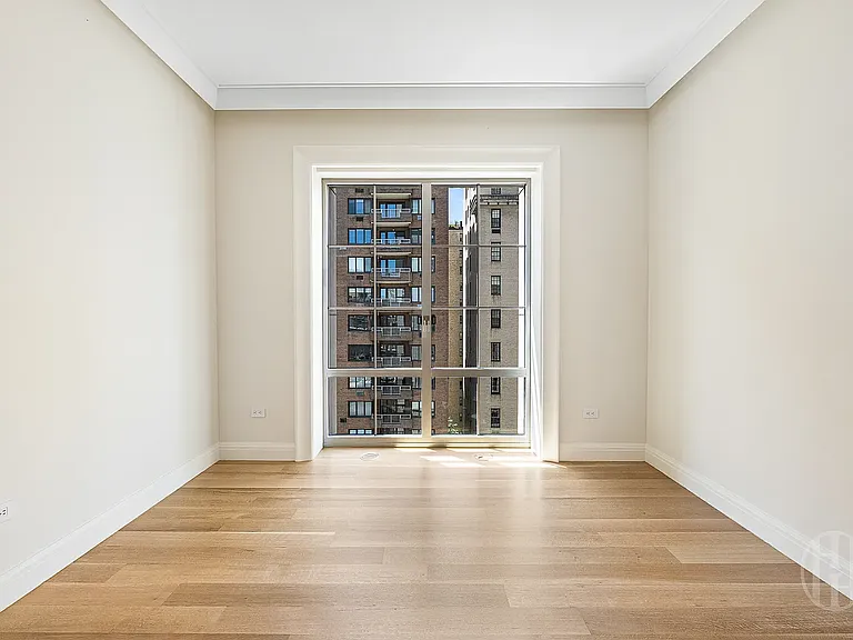 109 E 79th St #10E — Photo 26