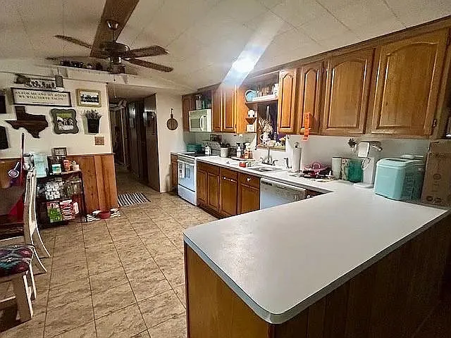 6335 Private Road 4030 — Photo 6