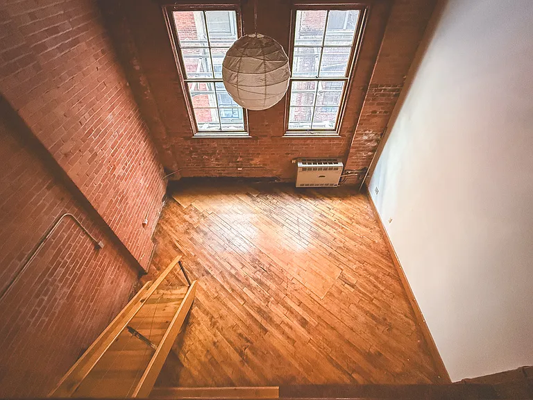 Grand Lofts — Photo 36