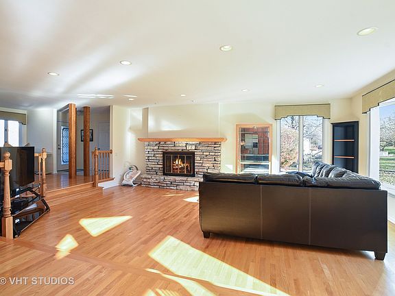 4th image of 25417 W Tamarack Dr