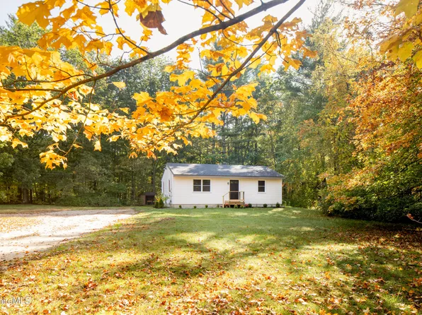1636 Clayton Mill River Rd, Southfield, MA 01259