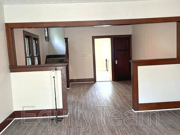 3rd image of 55 Cambridge Ave