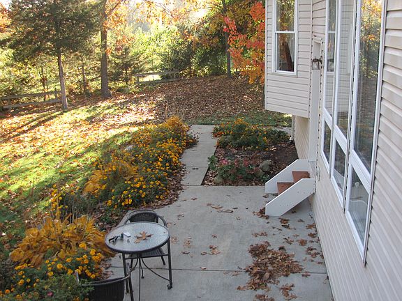 4th image of 15467 Lakeview Park Dr