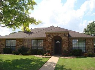 2607 Trumpet Dr, Rowlett, TX 75089