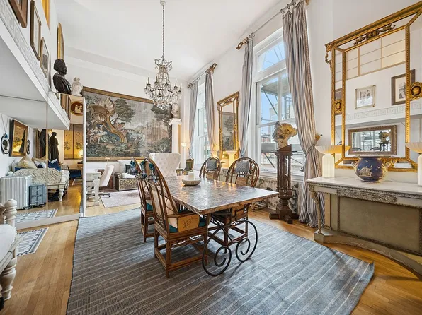 240 Centre St #3B, New York, NY 10013