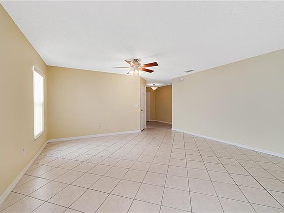 2nd image of 1414 Clarks Summit Ct