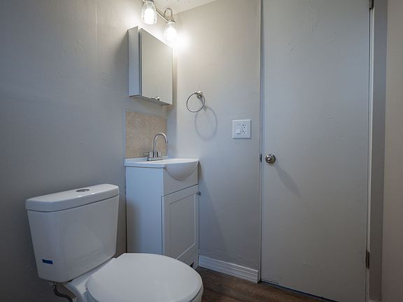 5th image of 2948 Mogadore Rd APT 5
