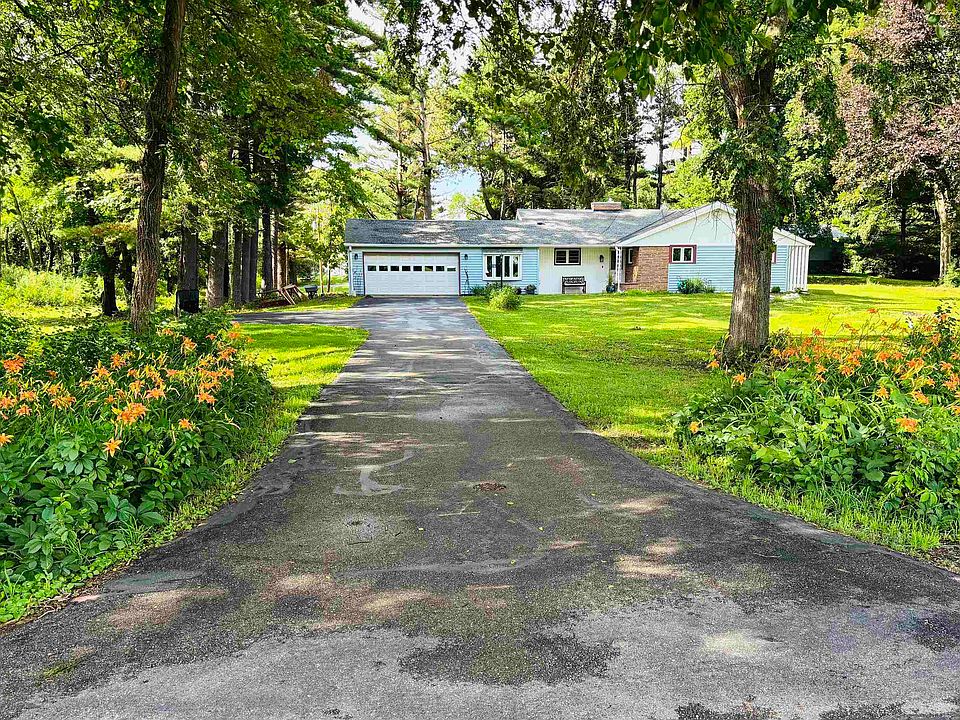 1st image of W5840 Hackbarth Rd