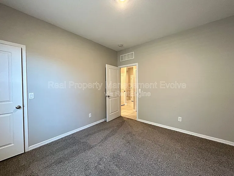 6551 W Magdalena Ln — Photo 22