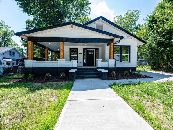 60 5th St SE, Hickory, NC 28602