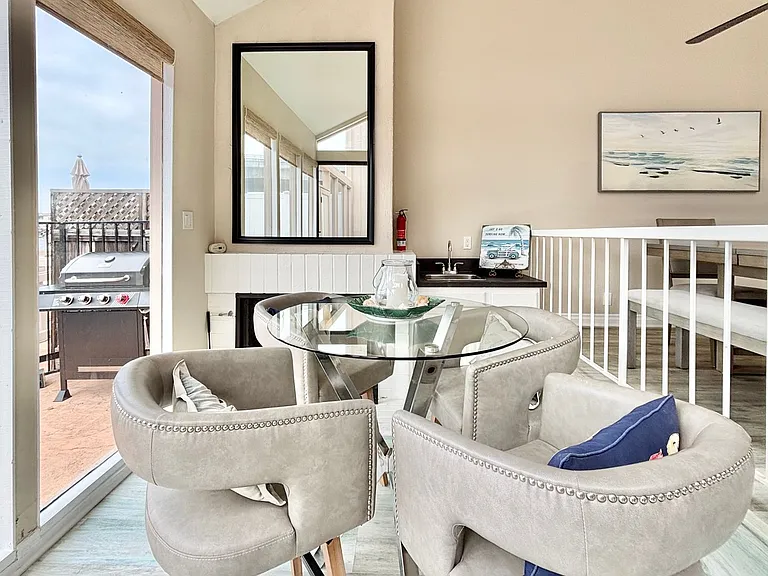 2551 Greencastle Ct — Photo 9