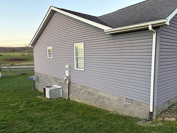 3rd image of 34 Blossom Ridge Dr