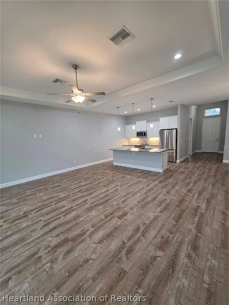 2 bed, 2.0 bath, 1512 sqft, $1,900 — Photo 3