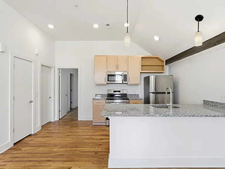 The Interwoven Lofts — Photo 10