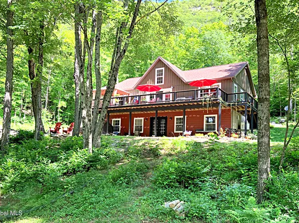 8189 State Rt 8, Brant Lake, NY 12815