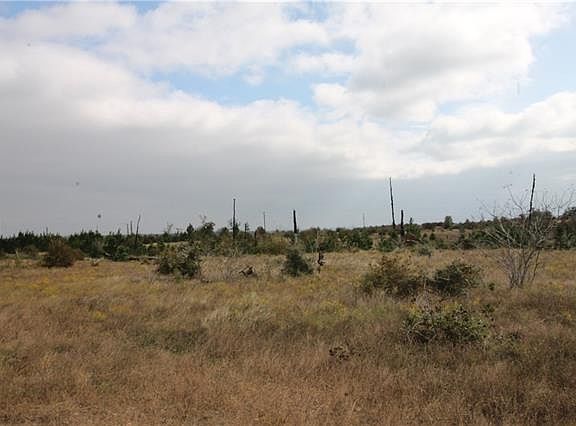 3rd image of 144 Majestic Forest Trl