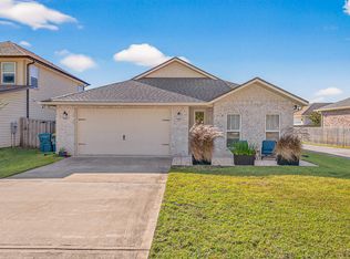 61B 6th St, Shalimar, FL 32579