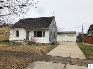 304 E 3rd Ave N, Aurora, MN 55705