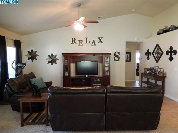3rd image of 3053 Foster Ct
