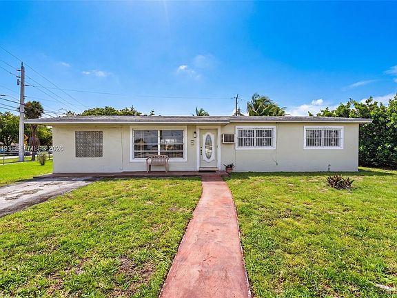2nd image of 20621 NW 24th Ct
