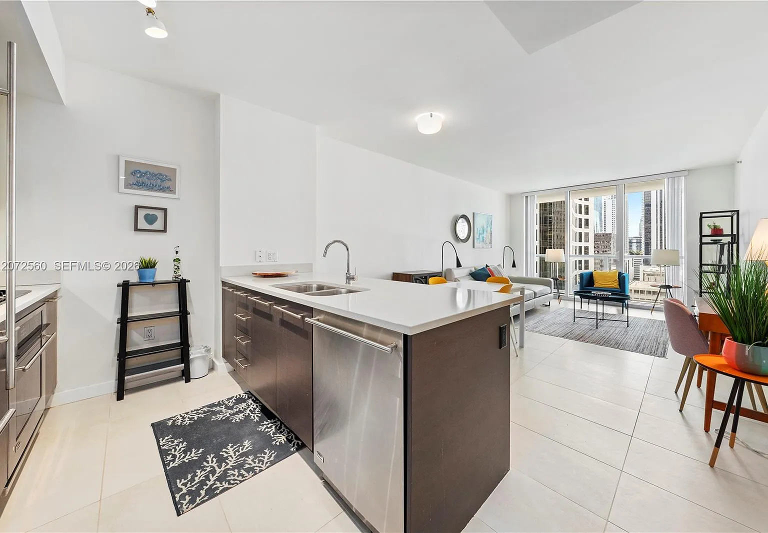 500 Brickell West Condo — Photo 3