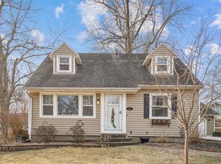 501 Spruce Dr, Pella, IA 50219