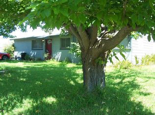 113 Shoreline Dr, Azle, TX 76020