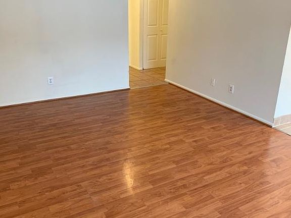 2nd image of 3213 University Blvd W APT 11