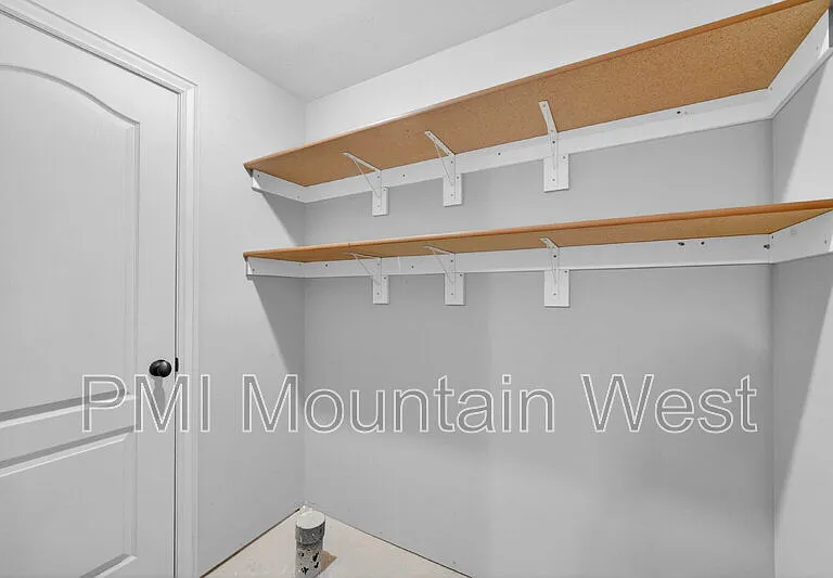 14771 S Haddington Rd — Photo 32