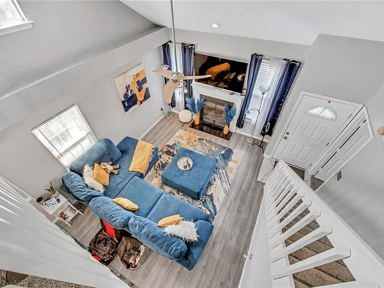 178 Old Bridge Rd — Photo 14