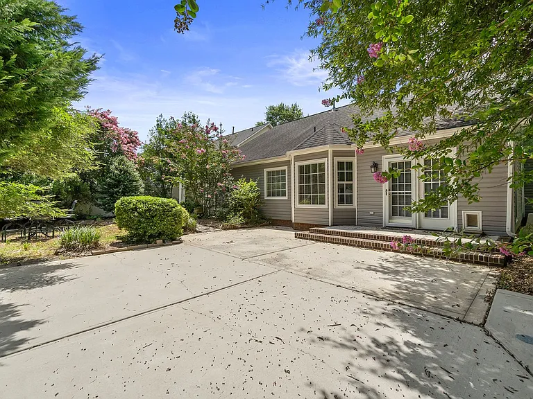 12207 Bright Angel Ct — Photo 32