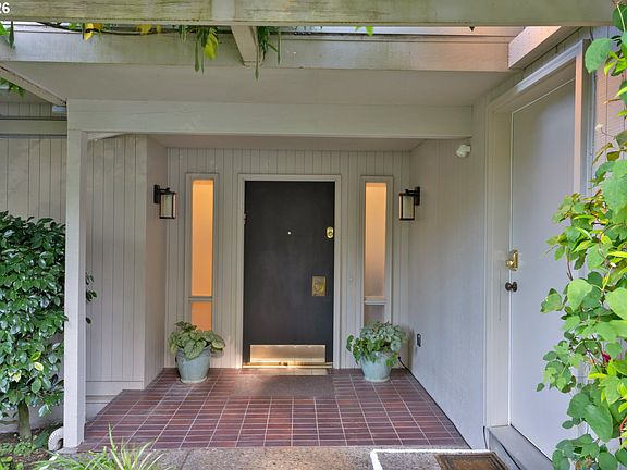4th image of 3659 Agate St