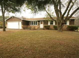 15752 Xenia St NW, Andover, MN 55304