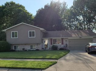 4401 Fernmont St, Dayton, OH 45440