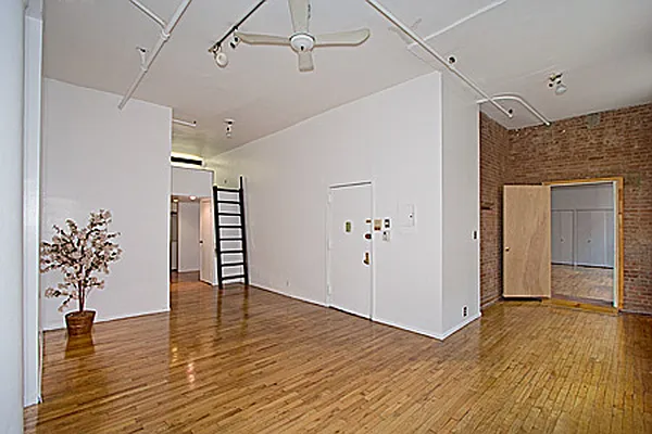 Rented by Corbett & Dullea Realty | media 31