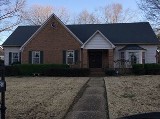 8723 Stirling Ln, Germantown, TN 38139