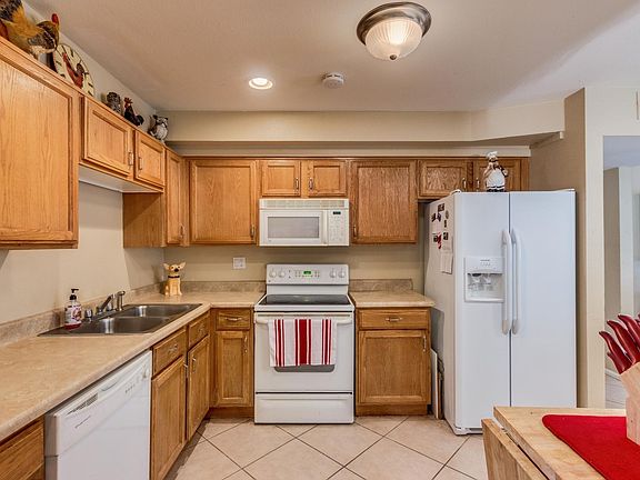 5th image of 10850 N 108th Dr