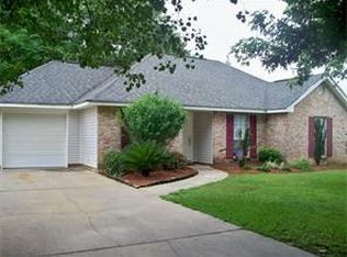 618 Lane St, Mandeville, LA 70448