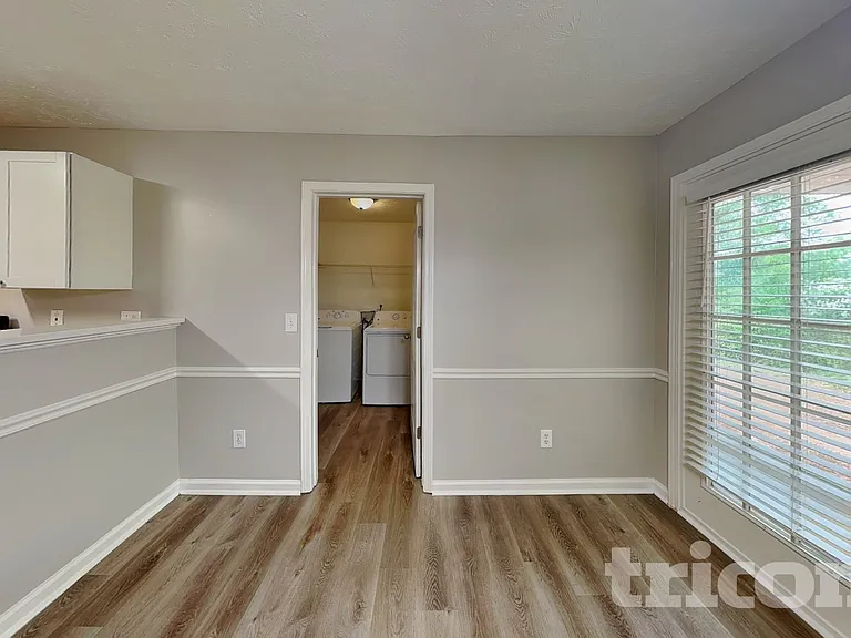 135 Tillman Ct — Photo 5