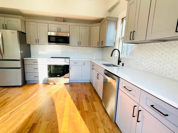 16 Putnam St #2, Somerville, MA 02143