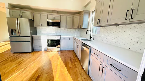 16 Putnam St #2 Photo 1